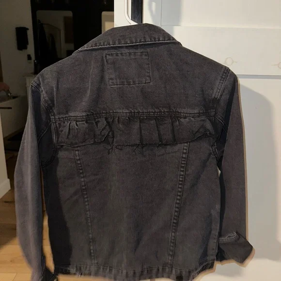 Like New Cotton On Charcoal Denim Jacket - Picture 2 of 3